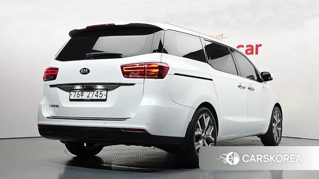 Kia The New Carnival id 5041782 из Кореи 12