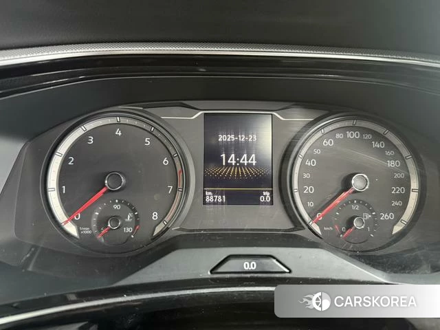 Volkswagen Tayron 2021 Темно-серый из Китая, фото 2