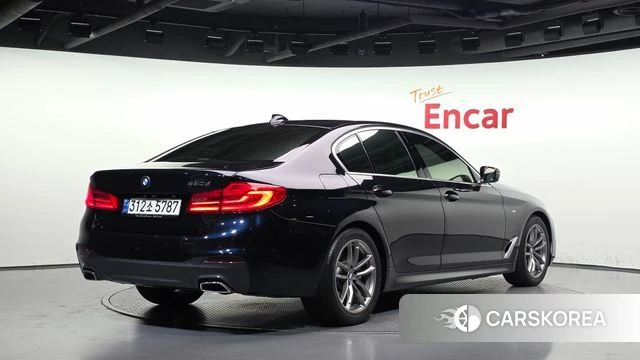 BMW 5 Series (G30) id 5013619 из Кореи 12
