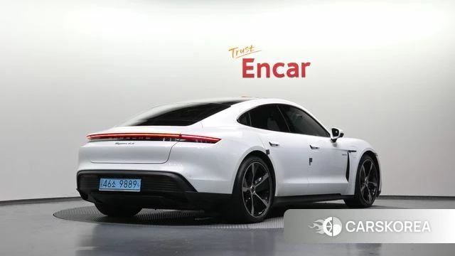 Porsche Taycan id 4726819 из Кореи 12