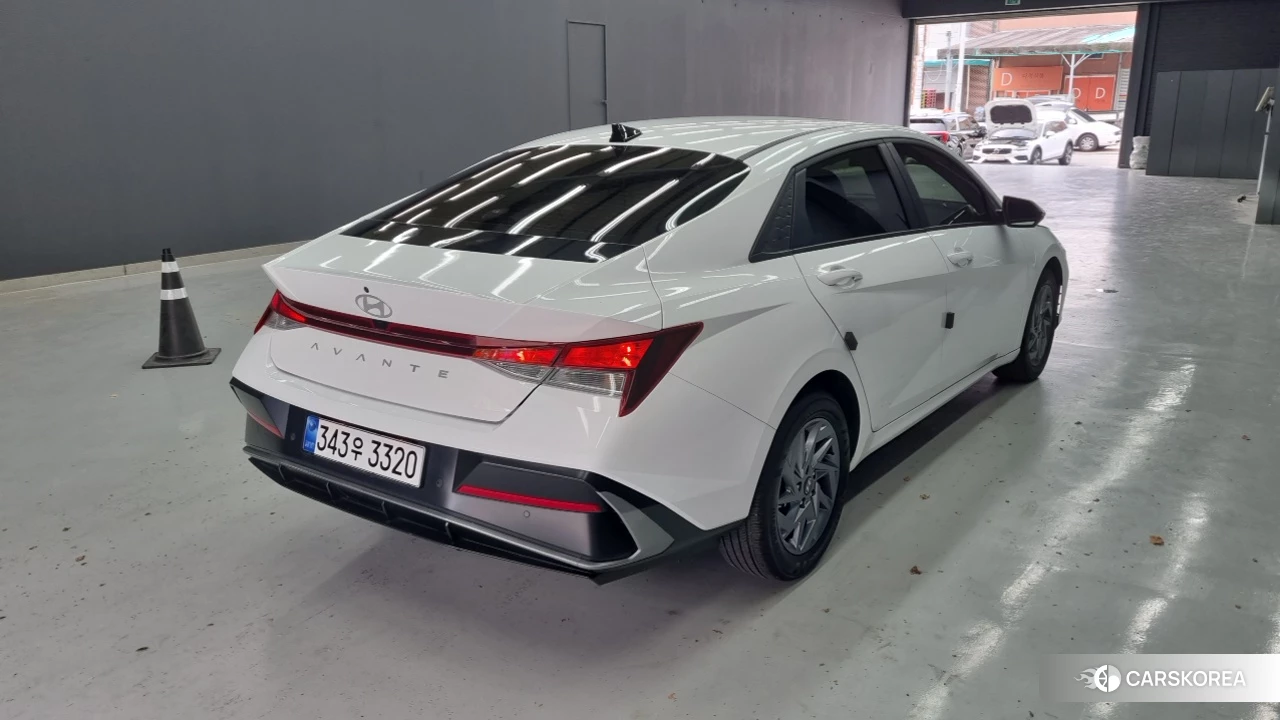 Hyundai The New Avante Hybrid (CN7) id 4950084 из Кореи 10