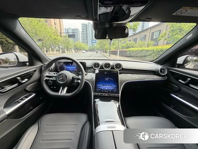 Mercedes-Benz C-class 2025 Белый из Китая, фото 5