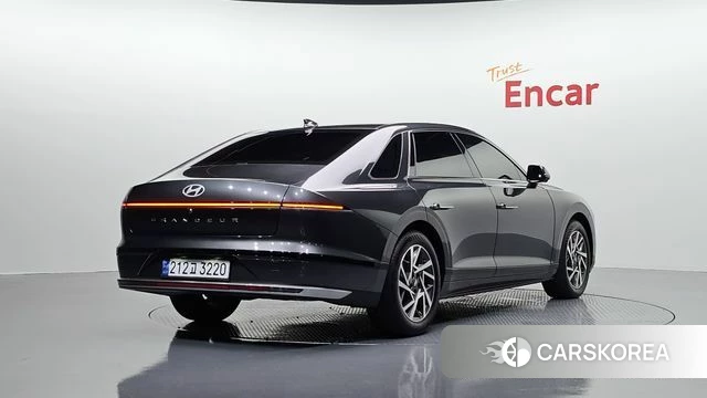Hyundai Grandeur (GN7) id 4748999 из Кореи 12
