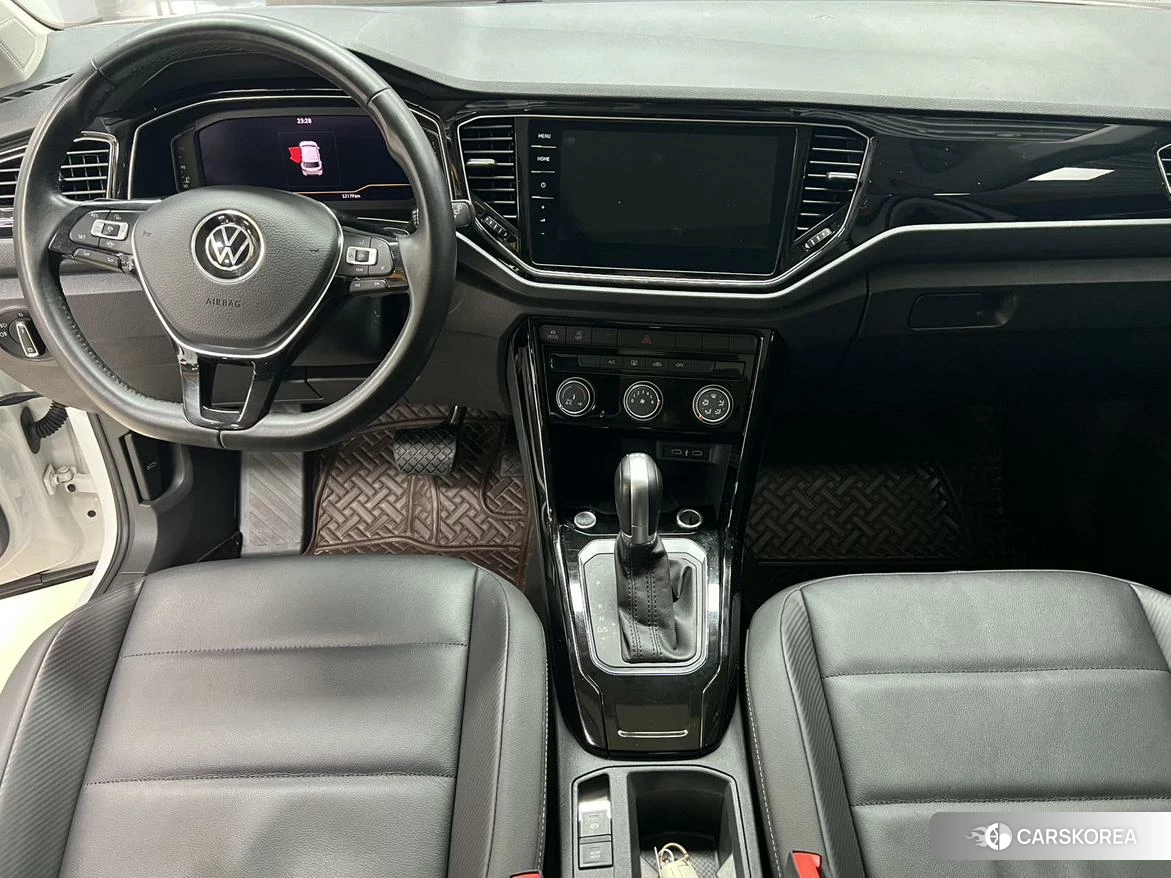Volkswagen T-Roc 2021 Белый из Китая, фото 4