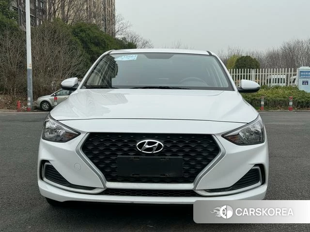 Hyundai Celesta 2021 Белый из Китая, фото 2