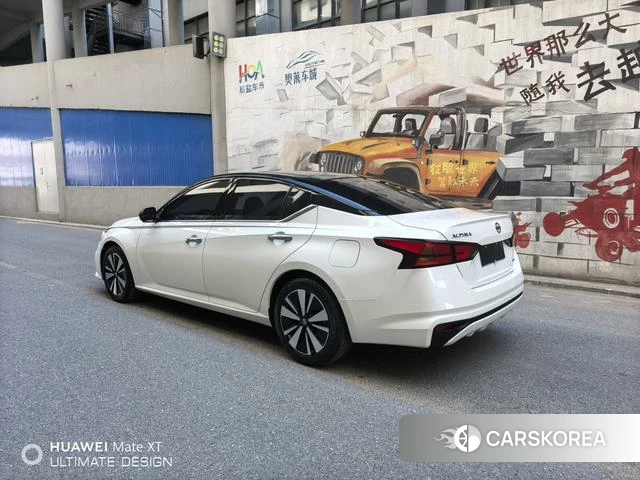 Nissan Altima 2021 Белый из Китая, фото 2