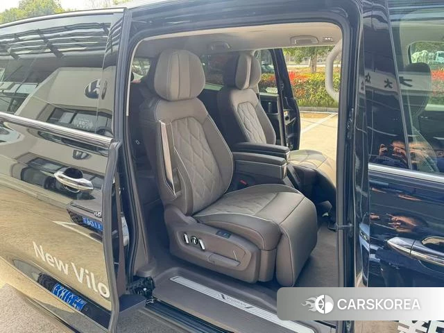 Volkswagen Viloran 2024 Черный из Китая, фото 2