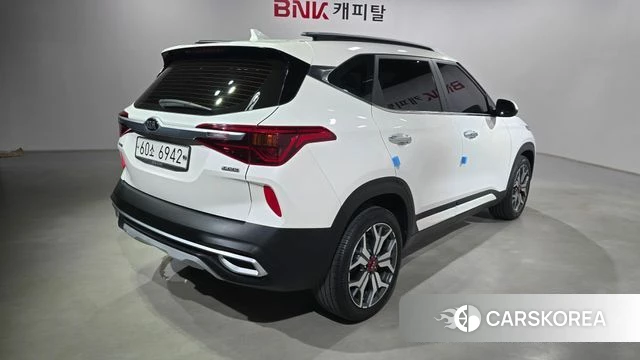 Kia Seltos id 4977771 из Кореи 12