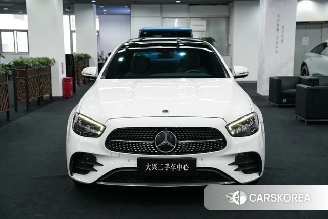 Mercedes-Benz E-Class 2021 Белый из Китая, фото 4