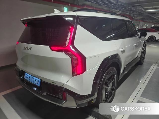 Kia EV9 2023 Белый из Кореи, фото 4