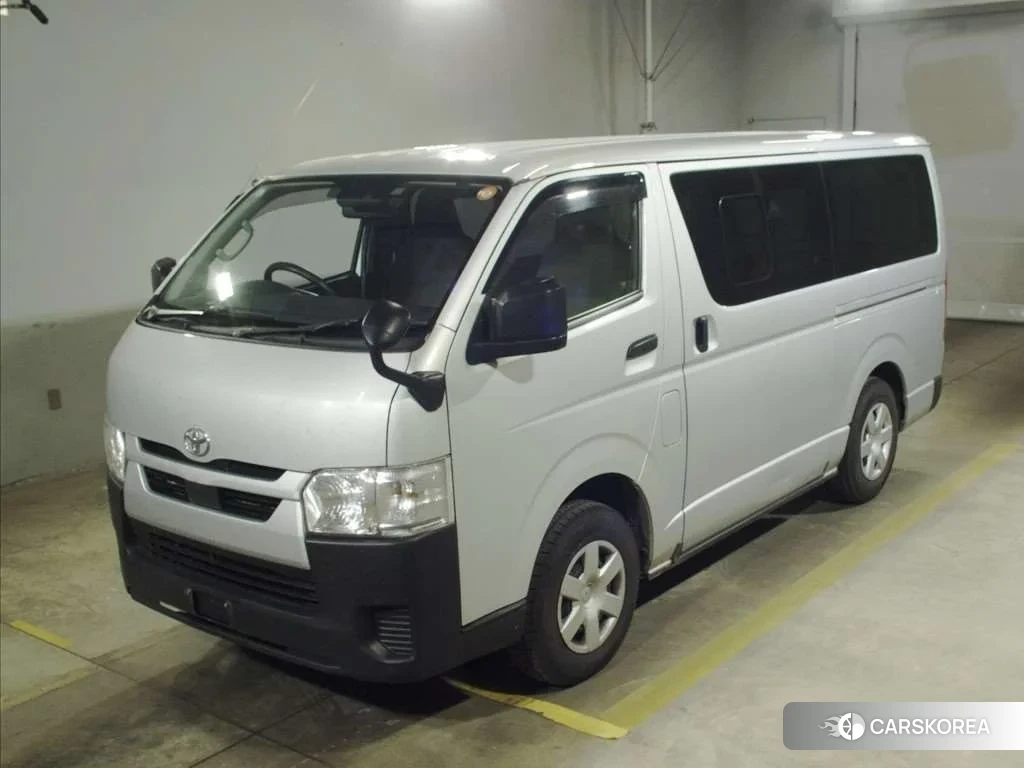 Toyota HiAce Van 2020 из Японии, фото 2