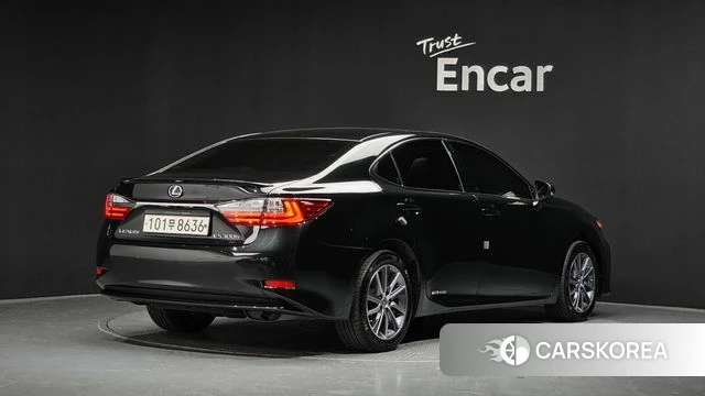 Lexus New ES300h id 4937860 из Кореи 12
