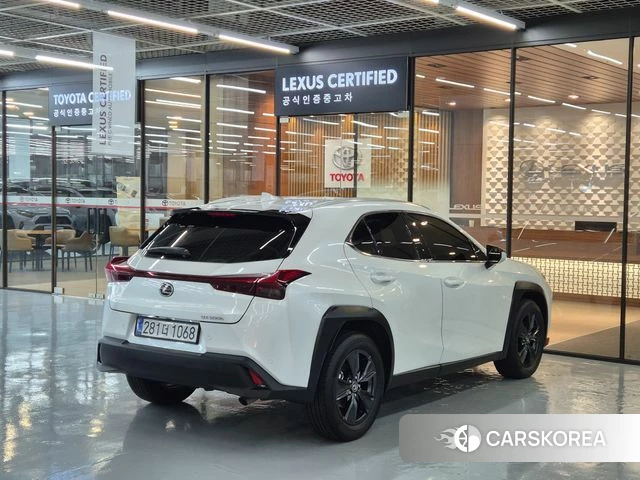 Lexus UX300h id 4957274 из Кореи 12