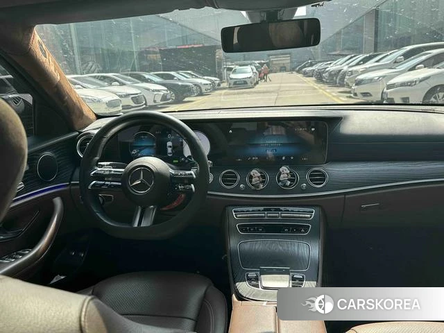 Mercedes-Benz E-Class 2021 Черный из Китая, фото 2