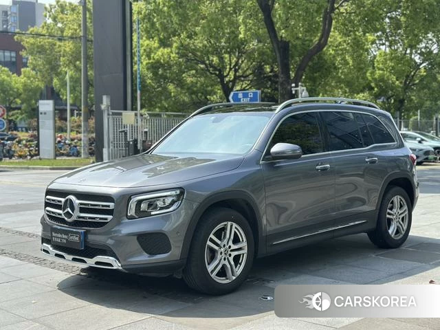 Mercedes-Benz GLB 2023 Темно-серый из Китая, фото 2