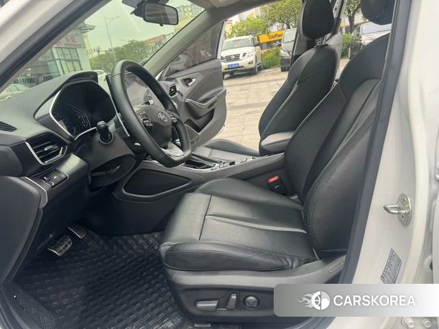Hyundai Lafesta 2021 Белый из Китая, фото 2