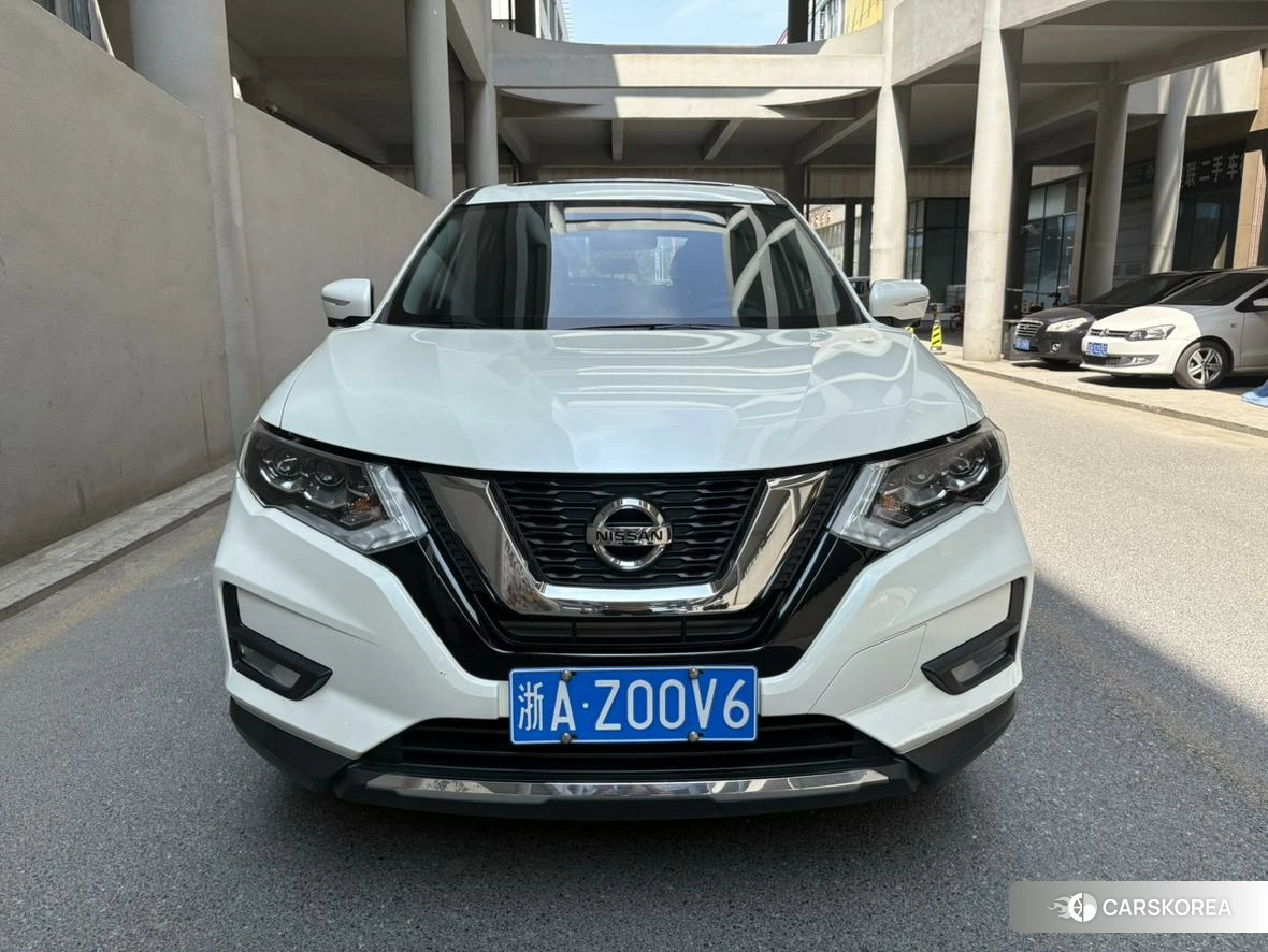 Nissan X-Trail 2023 Белый из Китая, фото 5