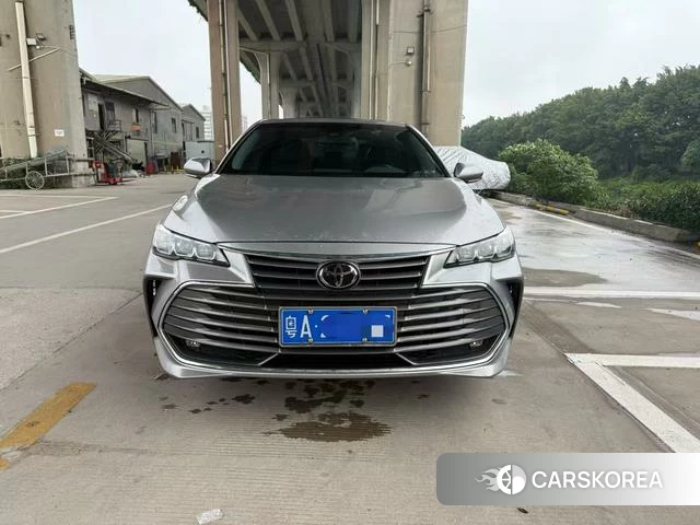 Toyota Avalon 2022 Серебристо-серый из Китая, фото 2