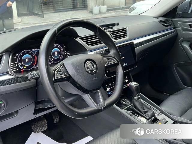 Skoda Superb 2021 Темно-серый из Китая, фото 2