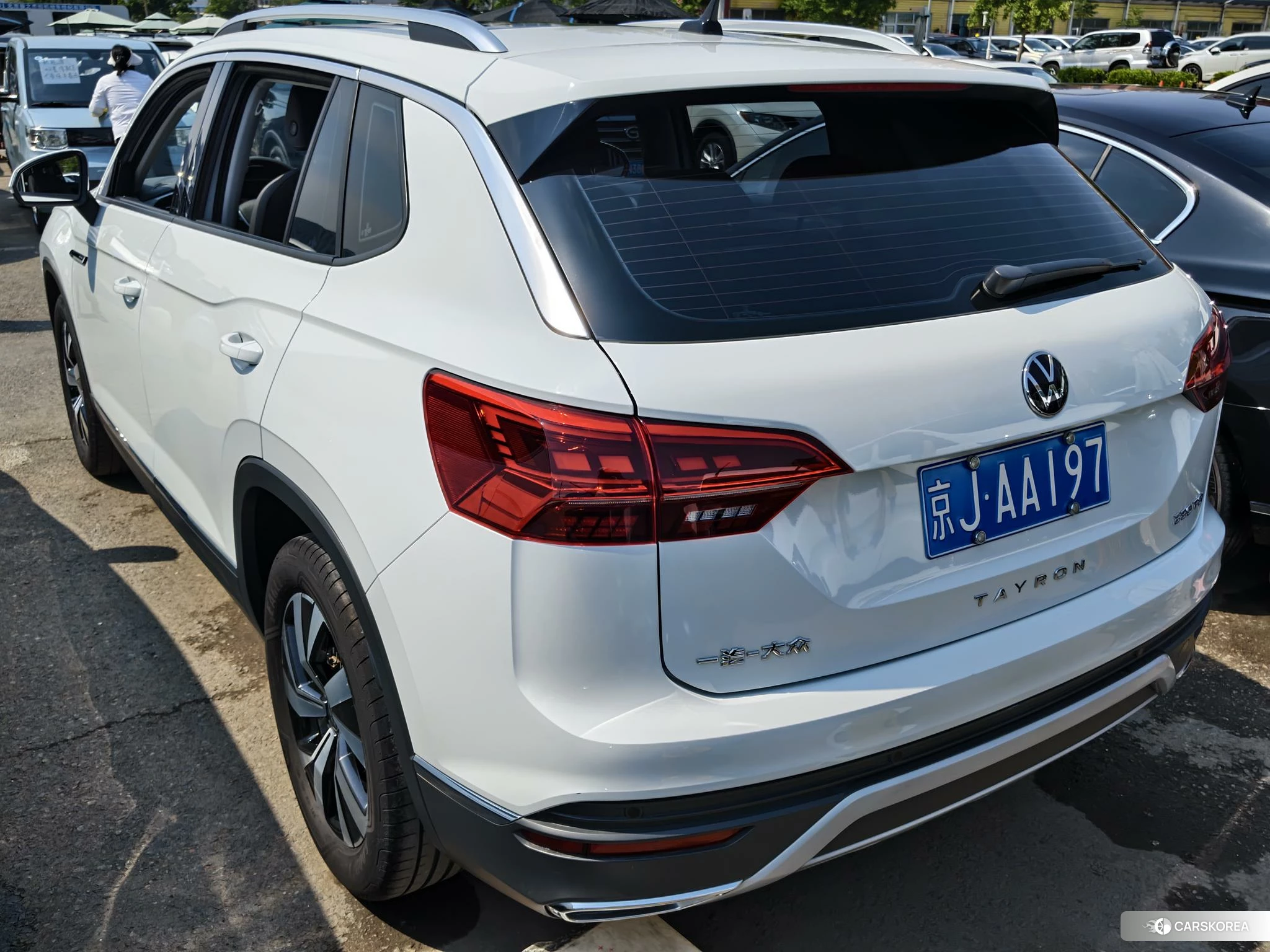 Volkswagen Tayron 2021 Белый из Китая, фото 2