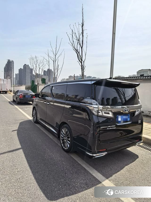 Toyota Vellfire 2022 Черный из Китая, фото 3