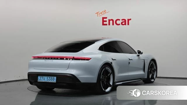 Porsche Taycan id 4982204 из Кореи 12