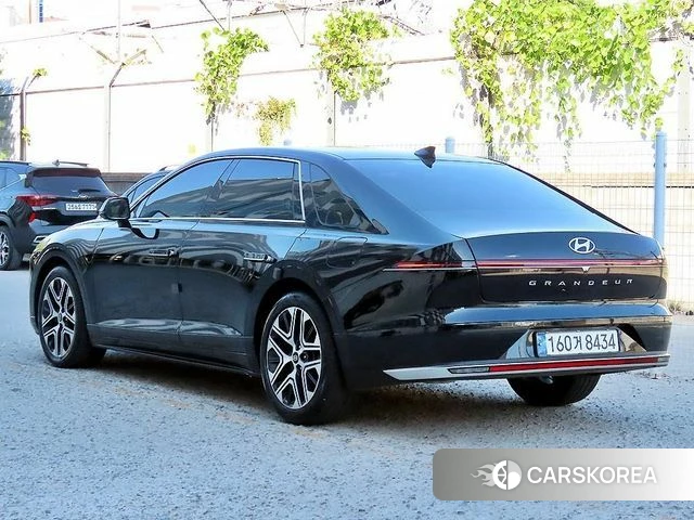 Hyundai Grandeur (GN7) id 5046605 из Кореи 12