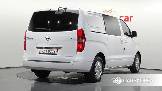 Hyundai The New Grand Starex id 4581315 из Кореи 12