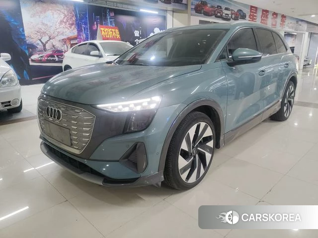 Audi Q5L 2023 Зеленый из Китая, фото 2