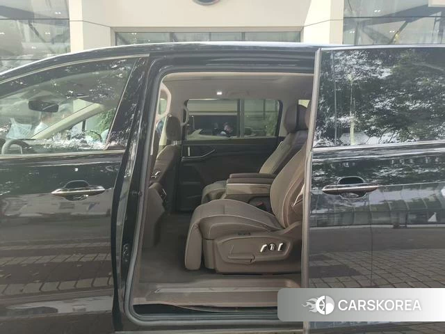 Volkswagen Viloran 2024 Черный из Китая, фото 4