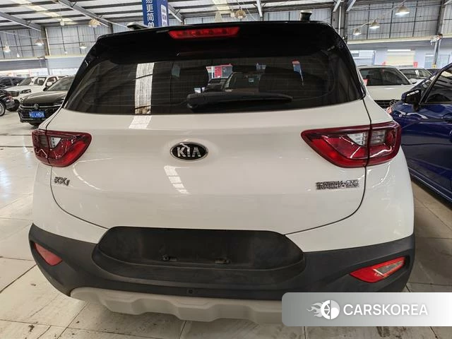 Kia KX1 2021 Белый из Китая, фото 2