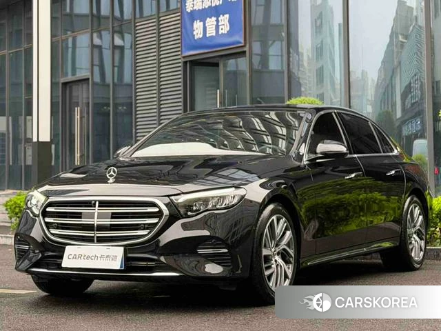 Mercedes-Benz E-Class 2024 Черный из Китая, фото 3
