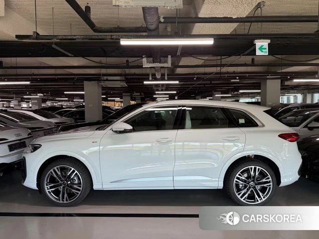 Audi Q5 (80A) 2026 Белый из Кореи, фото 2