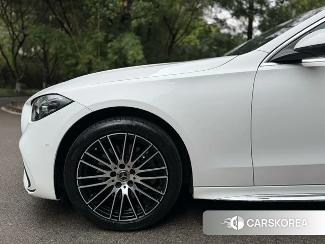 Mercedes-Benz C-class 2023 Белый из Китая, фото 6