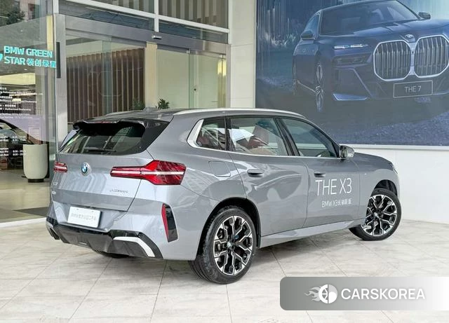 BMW X3 2025 Серебристо-серый из Китая, фото 5