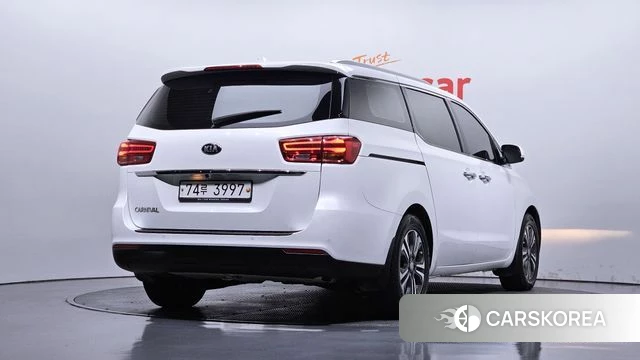Kia The New Carnival id 4850015 из Кореи 12