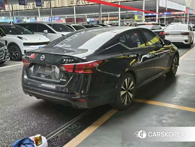 Nissan Altima 2022 Черный из Китая, фото 2