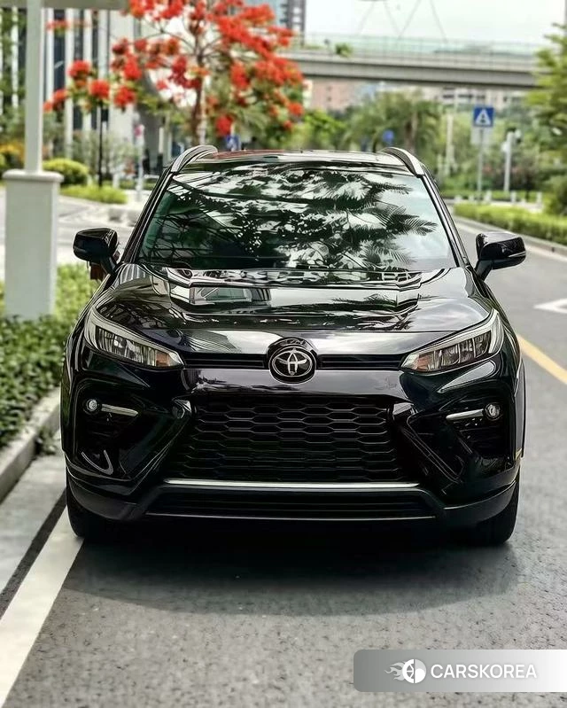 Toyota Wildlander 2022 Черный из Китая, фото 2