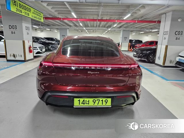 Porsche Taycan id 4997244 из Кореи 10