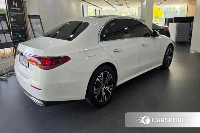Mercedes-Benz E-Class W214 id 4921147 из Кореи 9