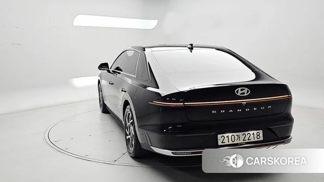 Hyundai Grandeur (GN7) id 5027295 из Кореи 12
