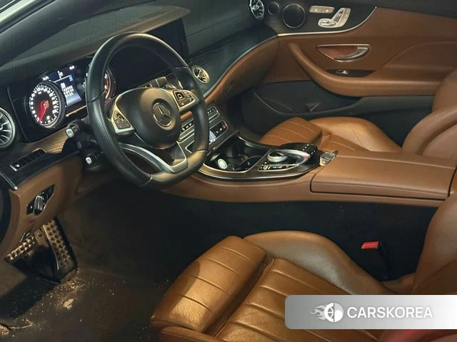 Mercedes-Benz E-Class W213 2018 Черный из Кореи, фото 2
