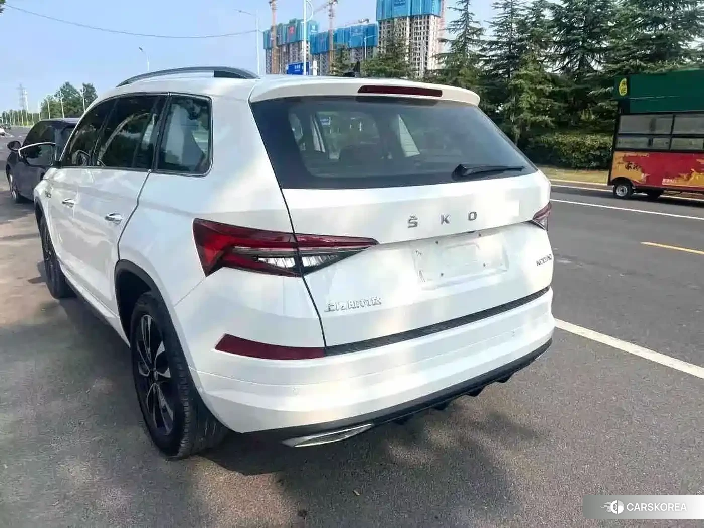 Skoda Kodiaq 2024 Белый из Китая, фото 2