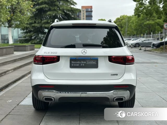 Mercedes-Benz GLB 2023 Белый из Китая, фото 2