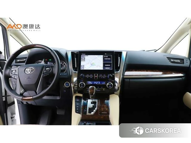 Toyota Alphard 2021 Белый из Китая, фото 3