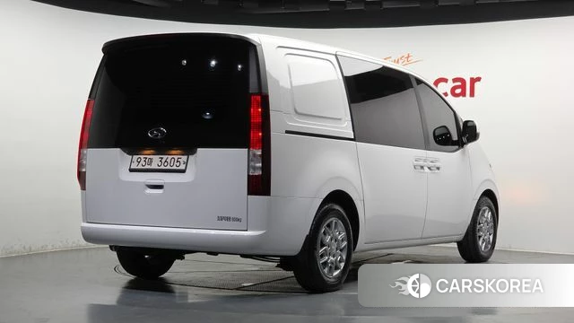 Hyundai Staria id 4524716 из Кореи 12