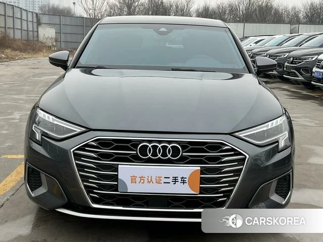 Audi A3 2023 Темно-серый из Китая, фото 6