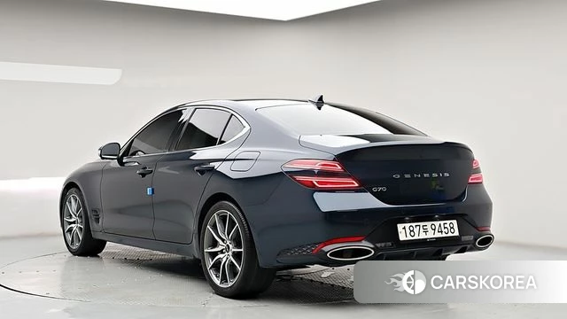 Genesis The New G70 id 5052439 из Кореи 12
