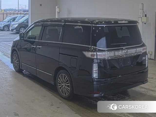 Nissan Elgrand 2018 из Японии, фото 2