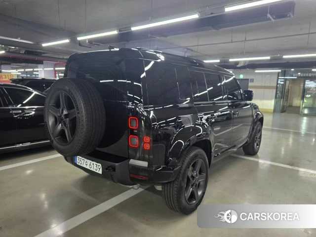 Land Rover Defender (L663) 2026 Черный из Кореи, фото 3